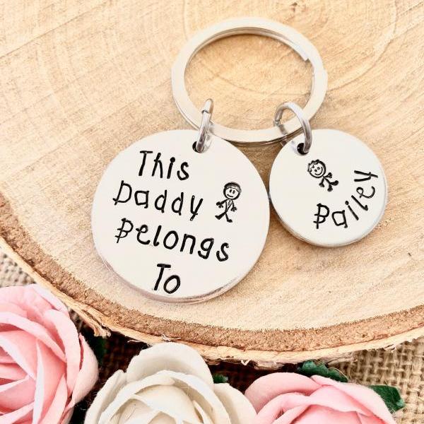 This Daddy Belongs To - Personalised Keyring - Personalised Gift - Gift For Him - Gift For Daddy - Gift for New Dad - Fathers Day Gift - Dad.